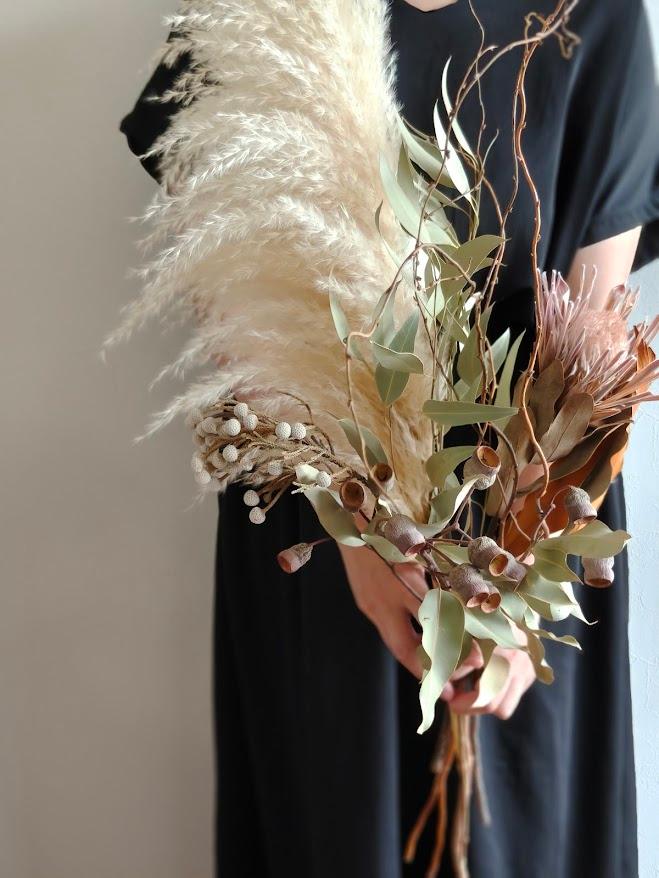 パンパスグラスとプロテアのドライフラワーセット 開店祝い 美容室 カフェ風 新築祝い インテリア店舗装飾 ウェディング | 5枚目